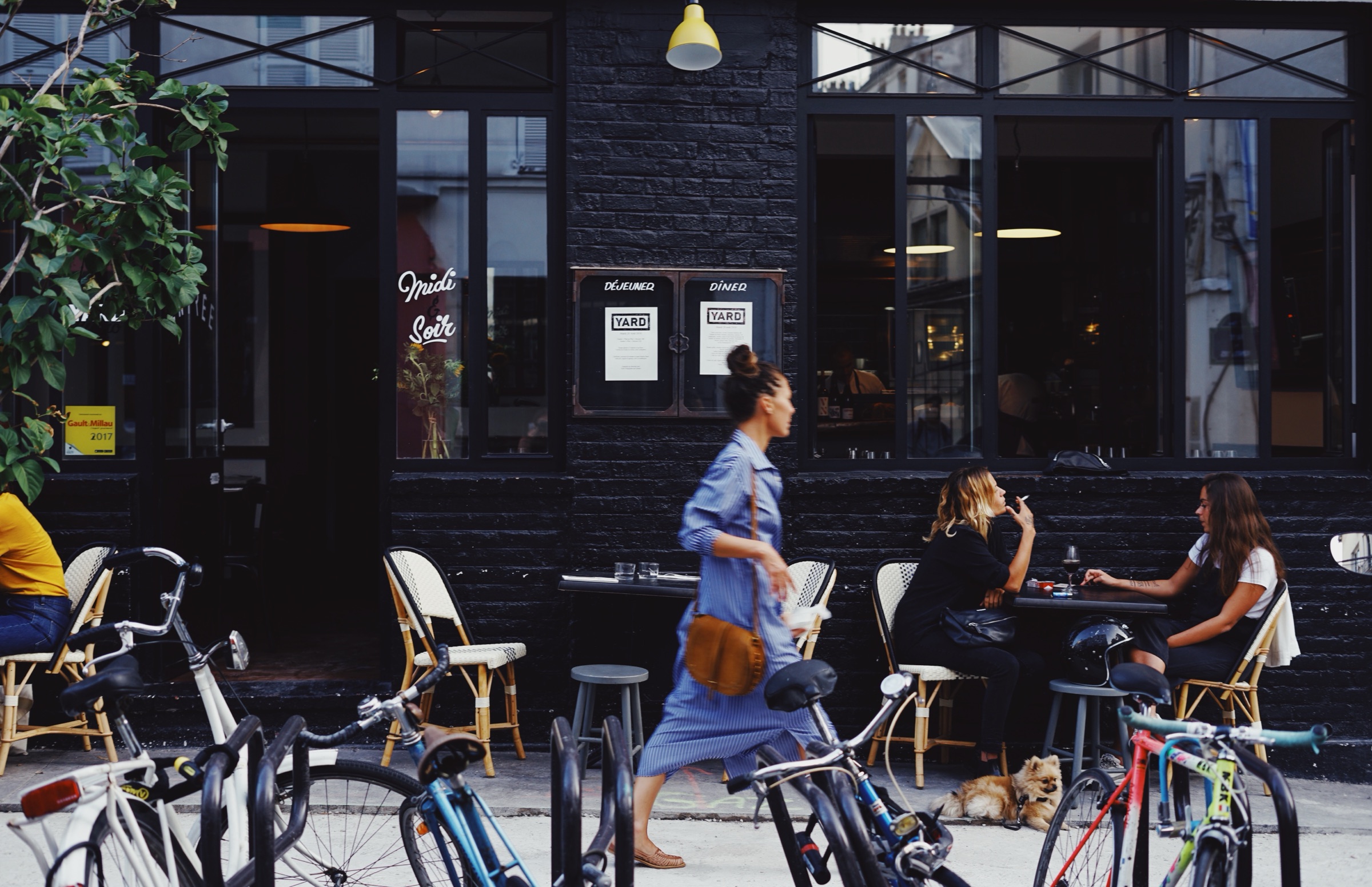 Terrasse du Yard, rue de Mont-Louis
